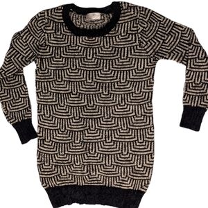 Mirumi‎ Fuzzy Black White Knit Sweater Small  Pullover Acrylic Blend Geometric